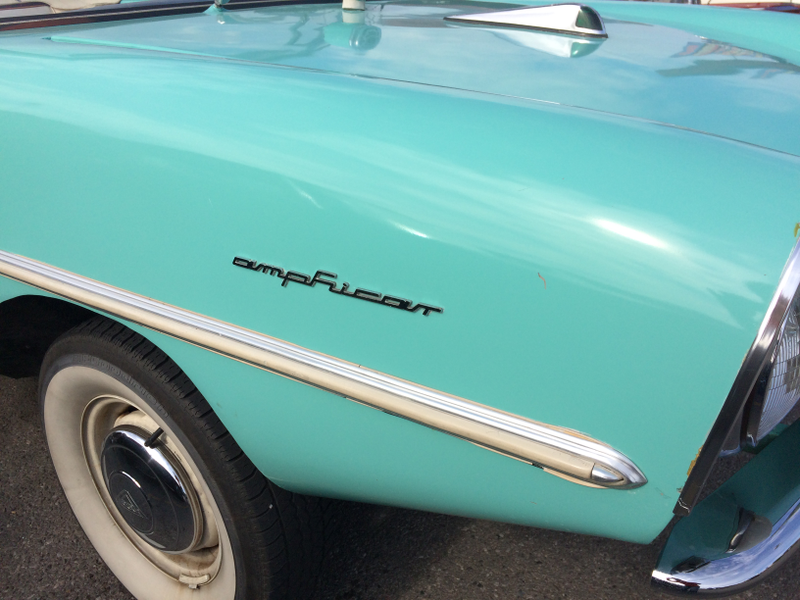 Illustration for article titled Some pics from a classic car meetup in south Etobicoke today...